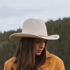 Stetson The Gus Crushable Outdoor Hat - Silverbelly -Equestrian Gear 487417 800 auto