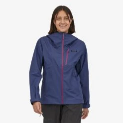 Patagonia Women's Granite Crest Jacket - Sound Blue -Equestrian Gear 488492 800 auto